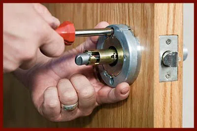 Locksmith Lock Store Tampa, FL 813-778-0311 - 10-residential-lockouts