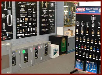 Locksmith Lock Store Tampa, FL 813-778-0311 Locksmith Lock Store Tampa, FL 813-778-0311 - 3-nearest-locksmith