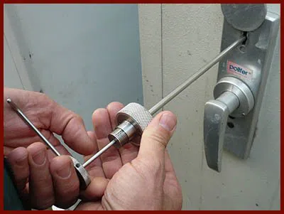 Locksmith Lock Store Tampa, FL 813-778-0311 - 5-lock-opening